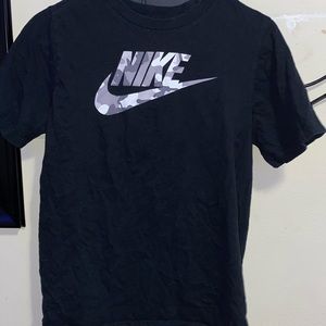 Nike T-shirt
